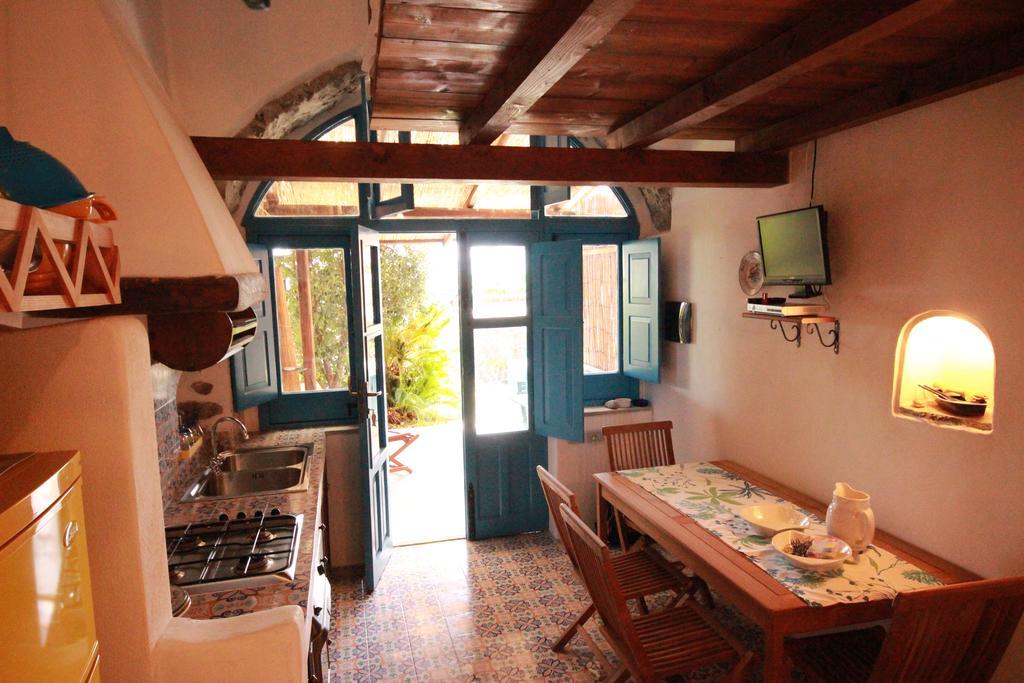 La Casa Di Via Lungomare Villa Santa Marina Salina Ngoại thất bức ảnh