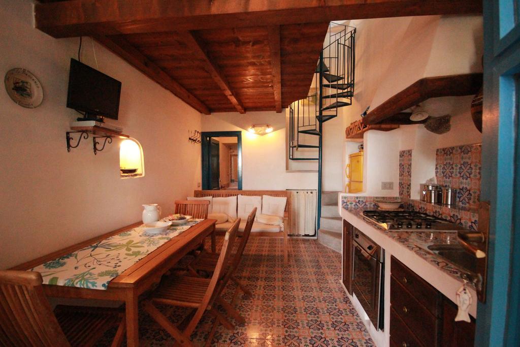 La Casa Di Via Lungomare Villa Santa Marina Salina Ngoại thất bức ảnh
